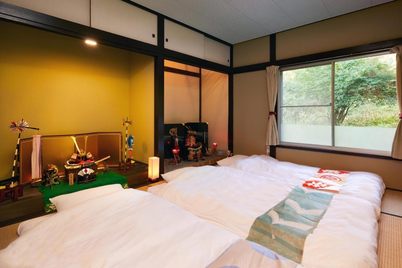 Villa Hakone Kabuto 古民家旅館 150平米 バス停迄一分 準天然温泉 最大12名 Екстер'єр фото