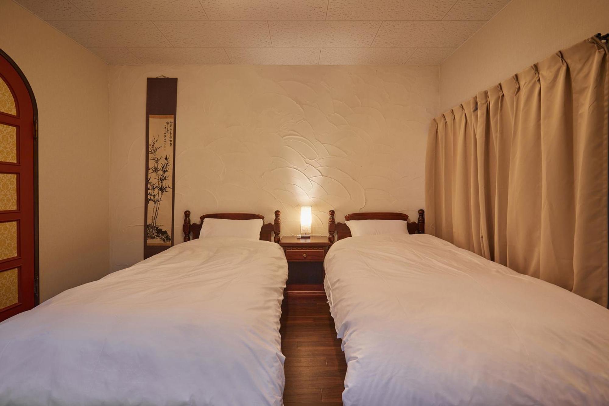 Villa Hakone Kabuto 古民家旅館 150平米 バス停迄一分 準天然温泉 最大12名 Екстер'єр фото